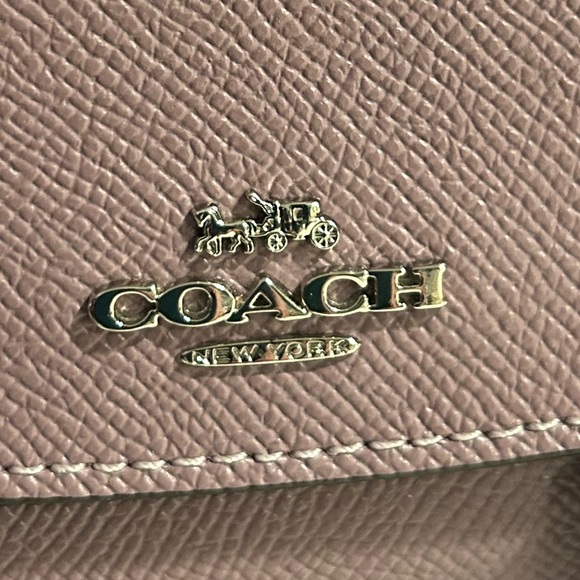 EUC COACH Women’s Crossgrain Slim Envelope Wallet Rich Purple Plum Silver HW - Picture 3 of 8